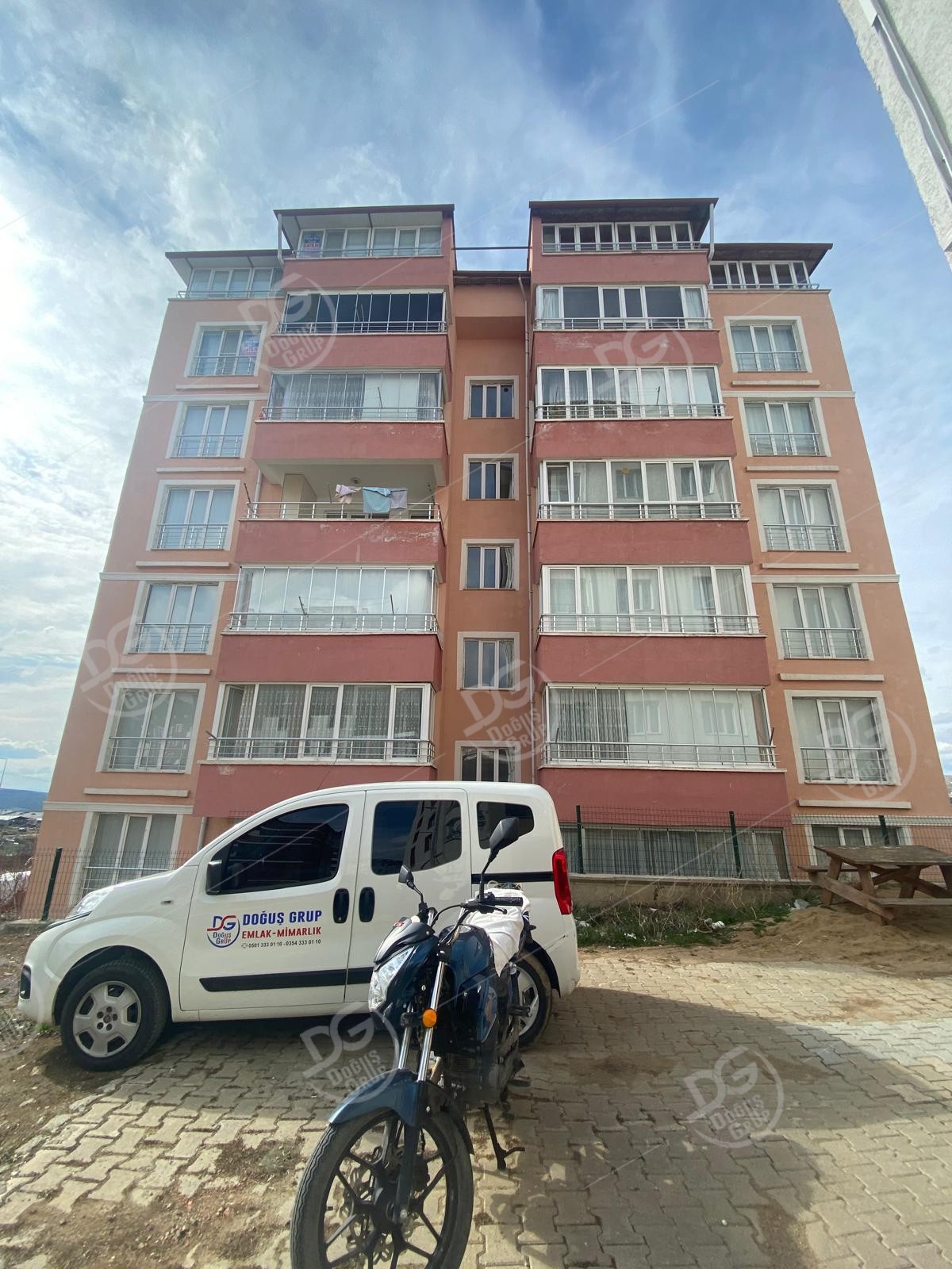 5+1 DUPLEX FOR SALE WITH TERRACE IN THE UNIVERSITY AREA