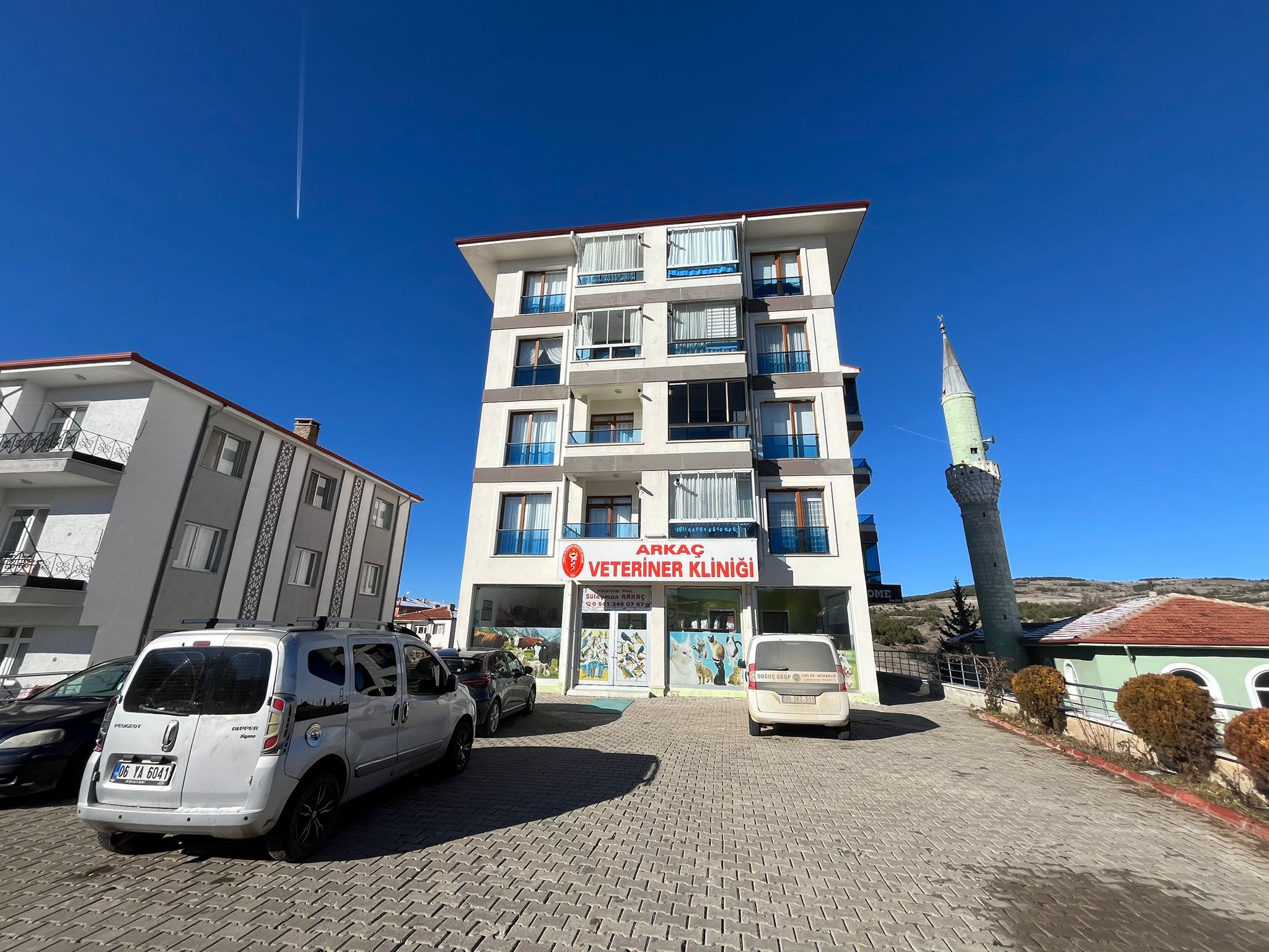 ŞEHİR HASTANESİ YOLU ÜZERİ MEVCUT KİRACILI SATILIK DÜKKAN