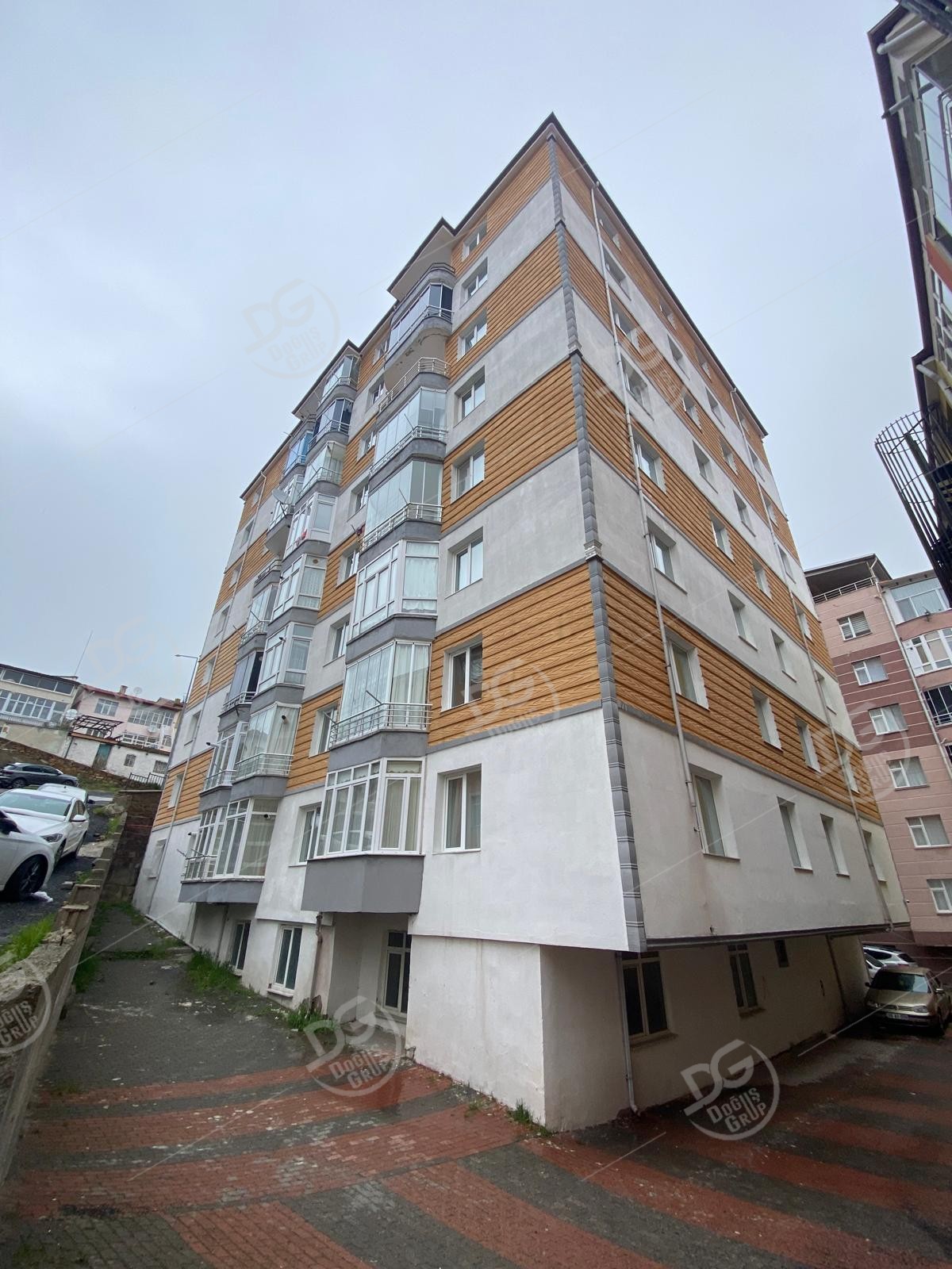 ŞEHİR MERKEZİNE YÜRÜME MESAFESİNDE 3+1 SATILIK DAİRE