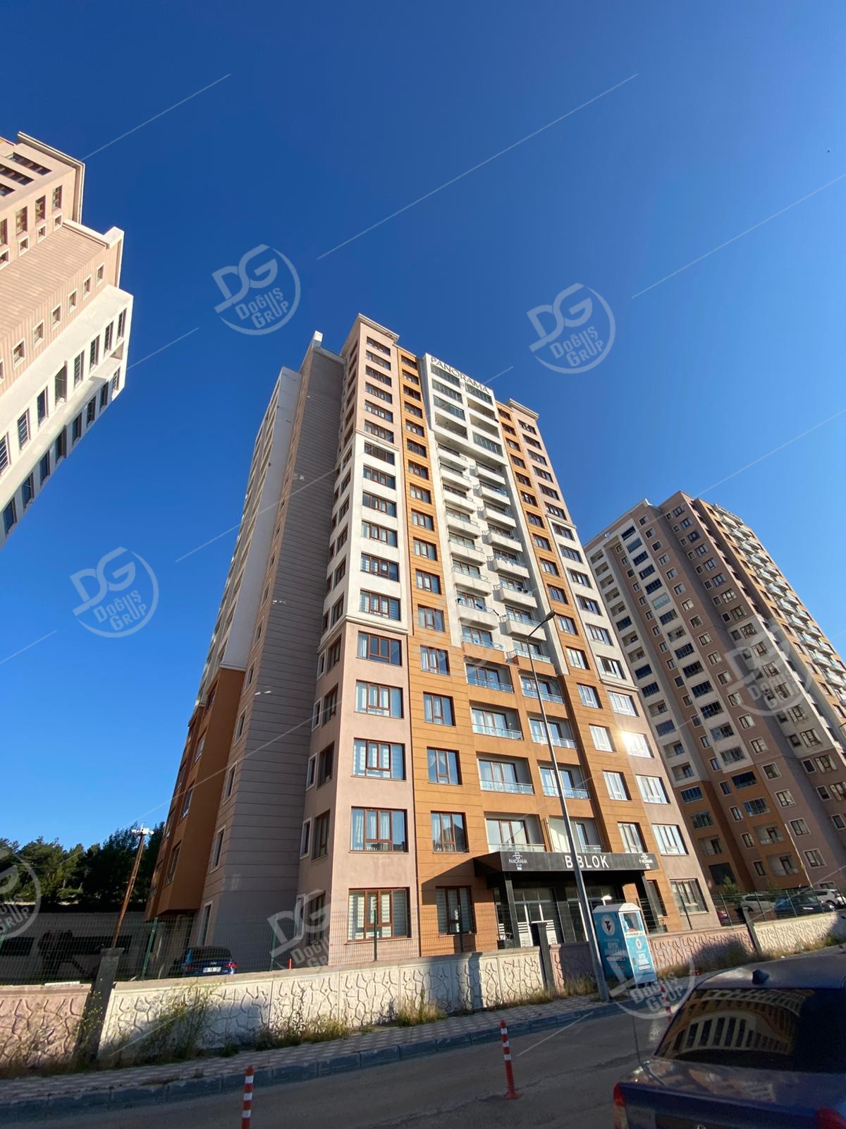 NOVADA PANORAMA EVLERİNDE ARAKAT 4+1 SATILIK DAİRE
