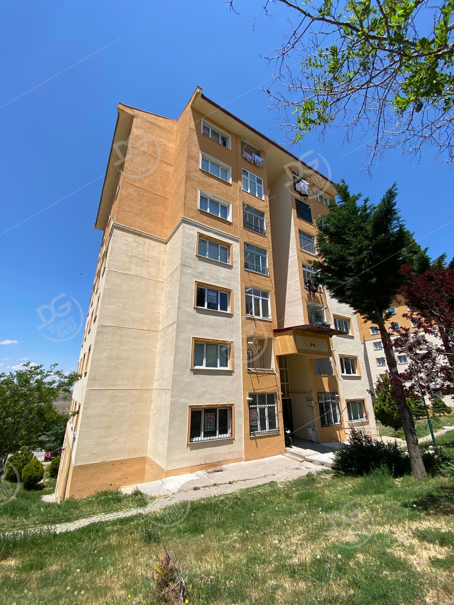 ÜNİVERİSTE YOLU TOKİ KONUTLARINDA 2+1 SATILIK DAİRE