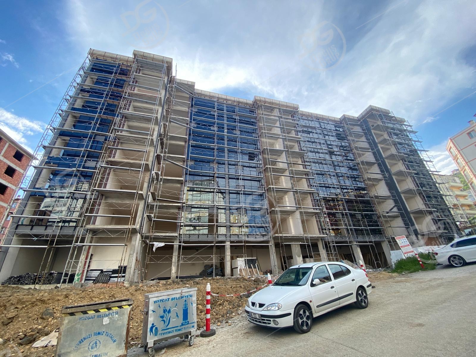 ŞEHİR MERKEZİNDE LÜKS YAPILI 2+1 DAİRE FIRSATI