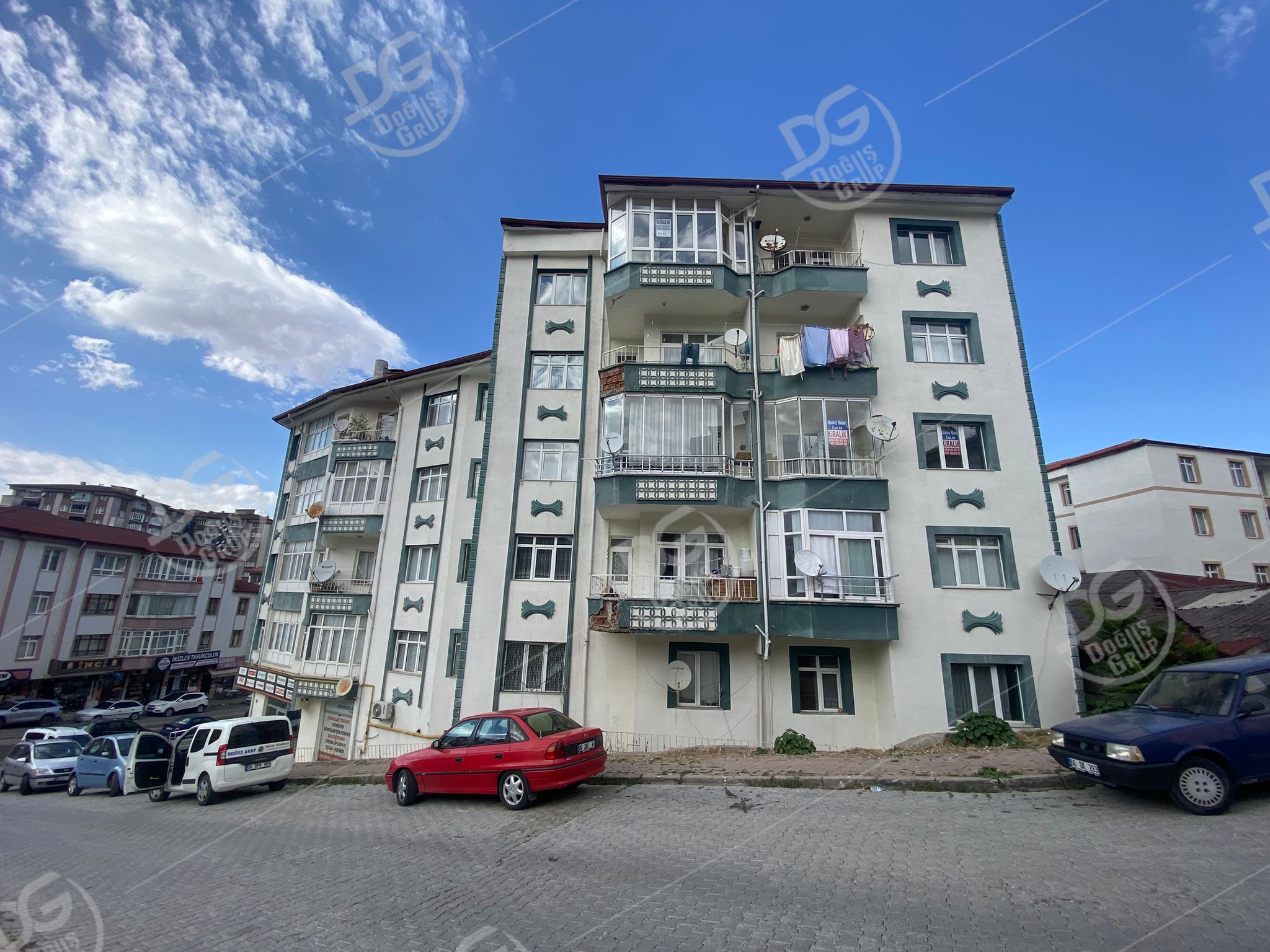 ŞEHİR MERKEZİNDE BU FİYATA ARA KAT 4+1 DAİRE FIRSATI!