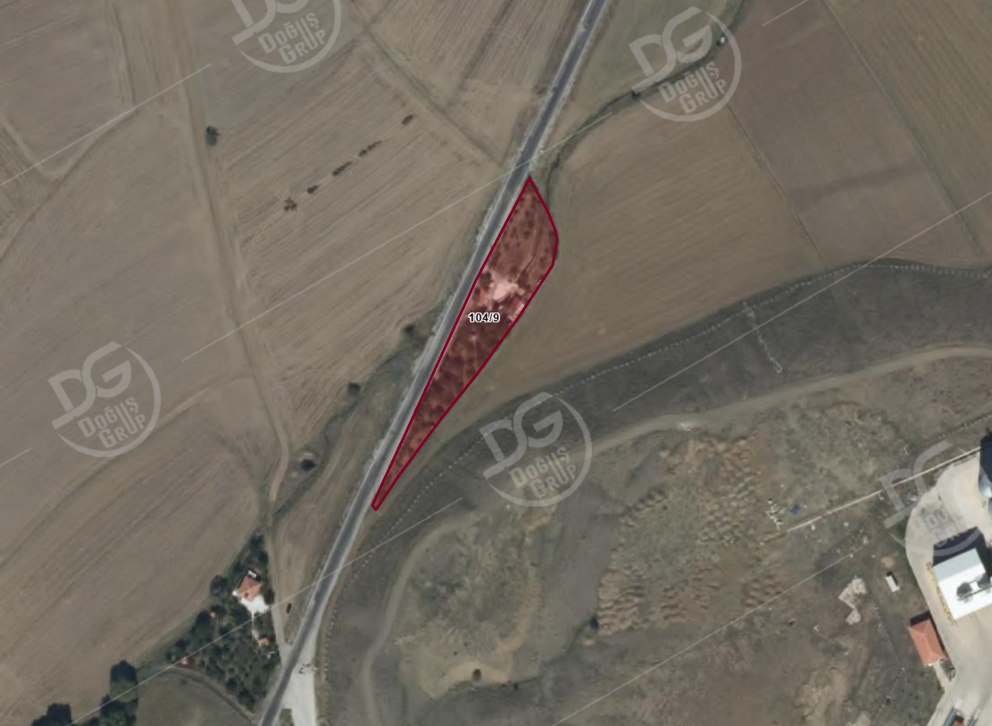 AZİZLİ BAĞLARI MEVKİİNDE 3.486 M² SATILIK TARLA
