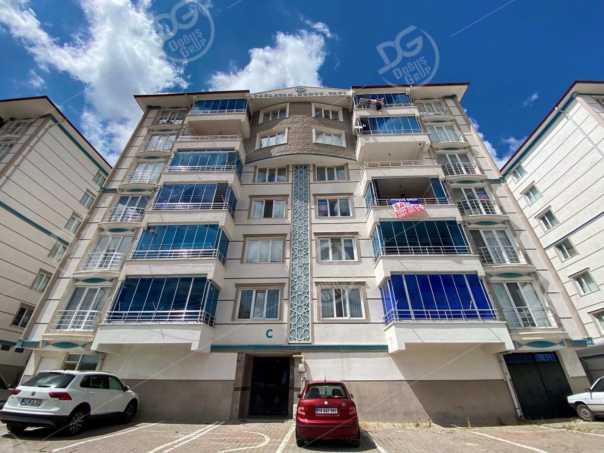 EŞSİZ YOZGAT MANZARALI SİTE İÇİNDE ARA KAT 3+1 SATILIK DAİRE