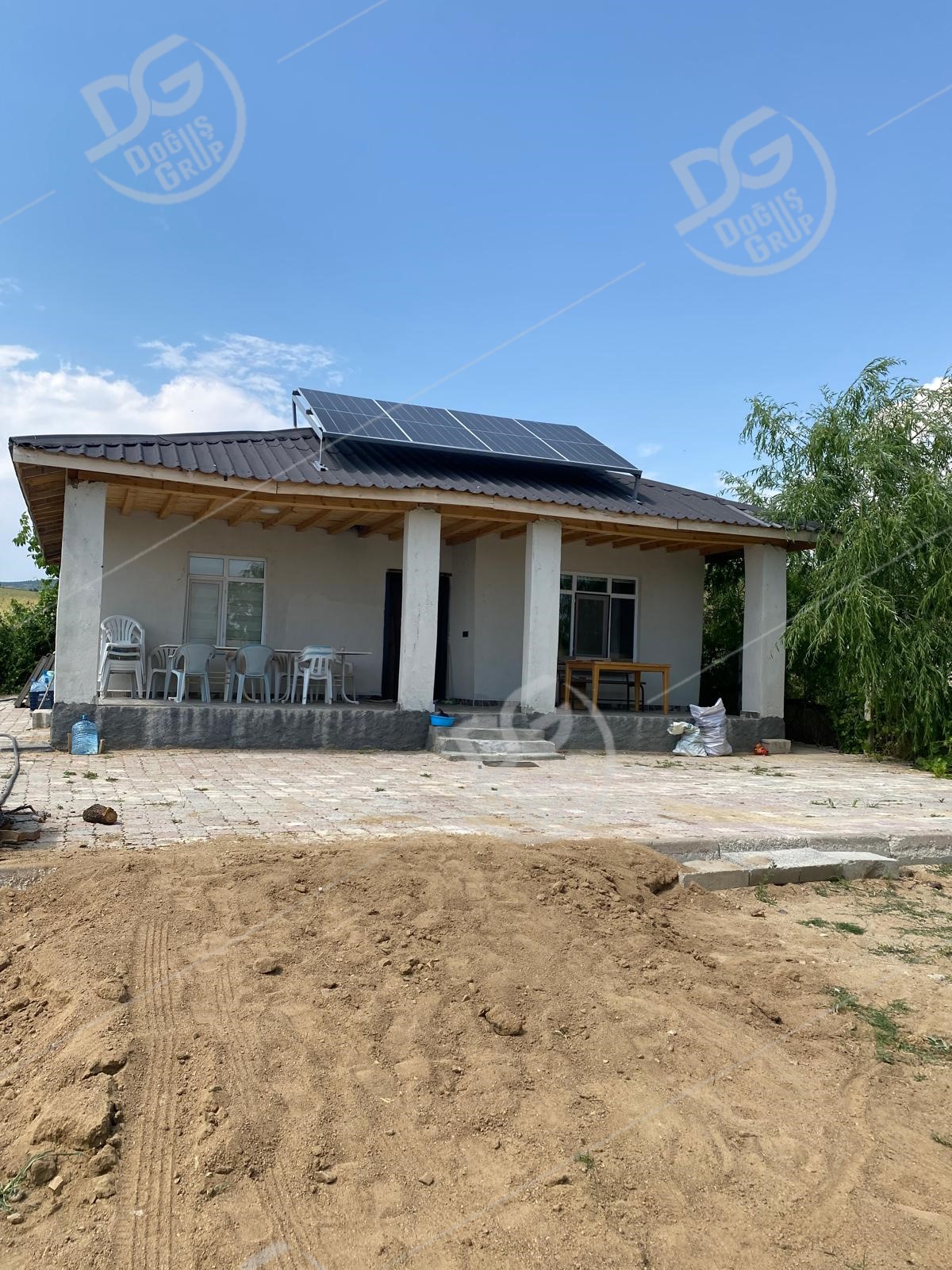 DİVANLI MEVKİİ MÜSTAKİL EV DAHİL SATILIK ARSA