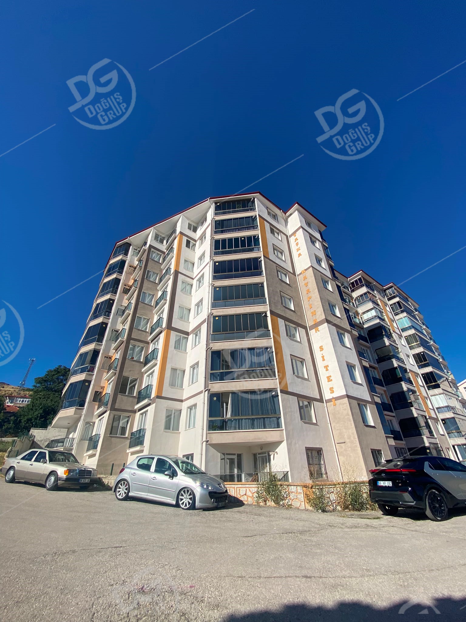 ÇAMLIK MANZARALI ÖNÜ AÇIK 3+1 SATILIK DAİRE