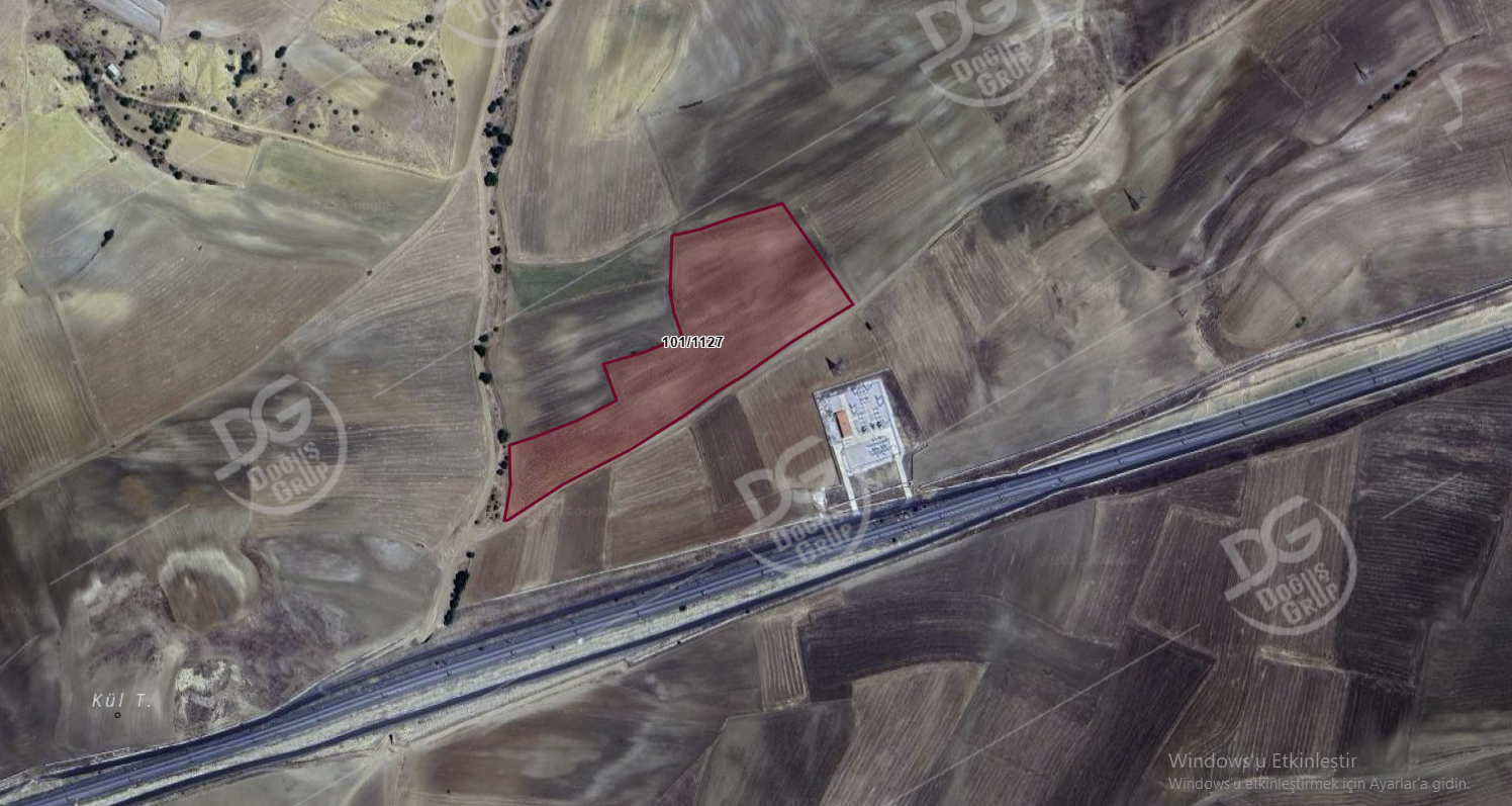 DİVANLI MAHALLESİNDE SATILIK 28.894 METRE TARLA