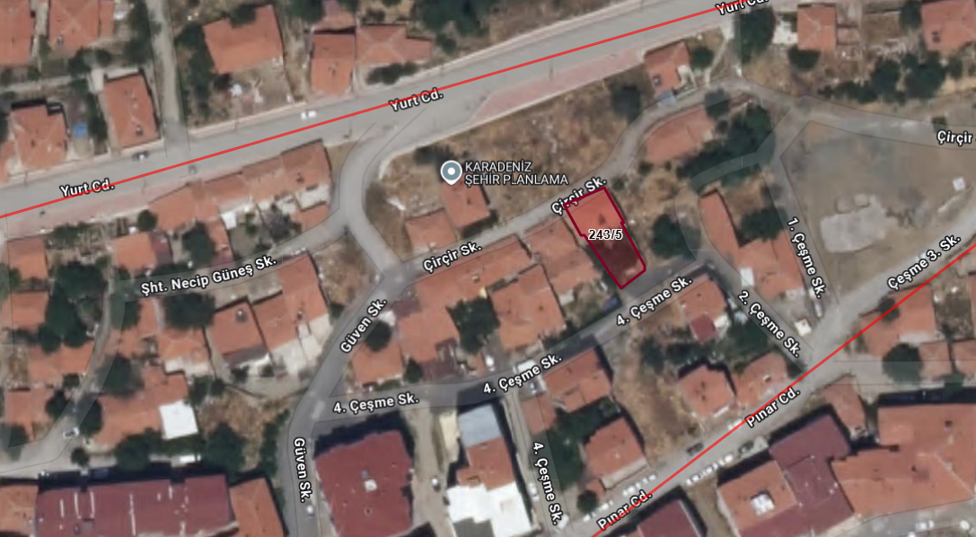 YUKARI NOHUTLU’DA 251 m²   İÇERİSİNDE EV BULUNAN SATILIK  ARSA