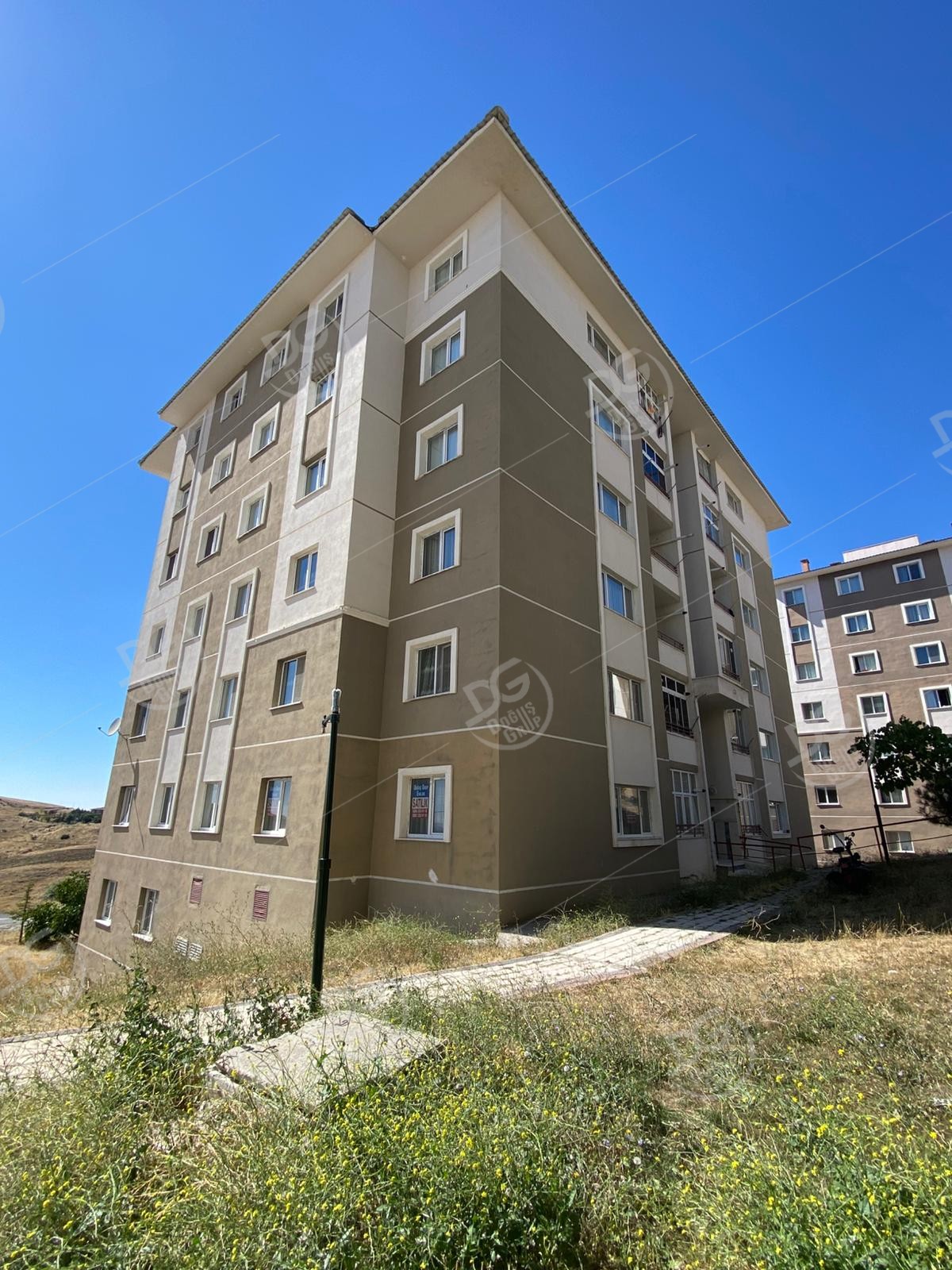 CEZAEVİ TOKİLERİNDE  3+1 SATILIK DAİRE