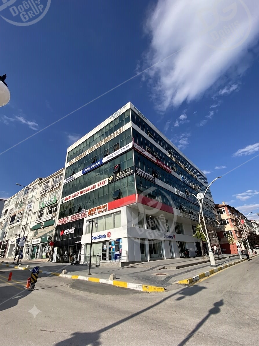 ŞEHRİN KALBİNDE İŞTE ARADIĞINIZ OFİS
