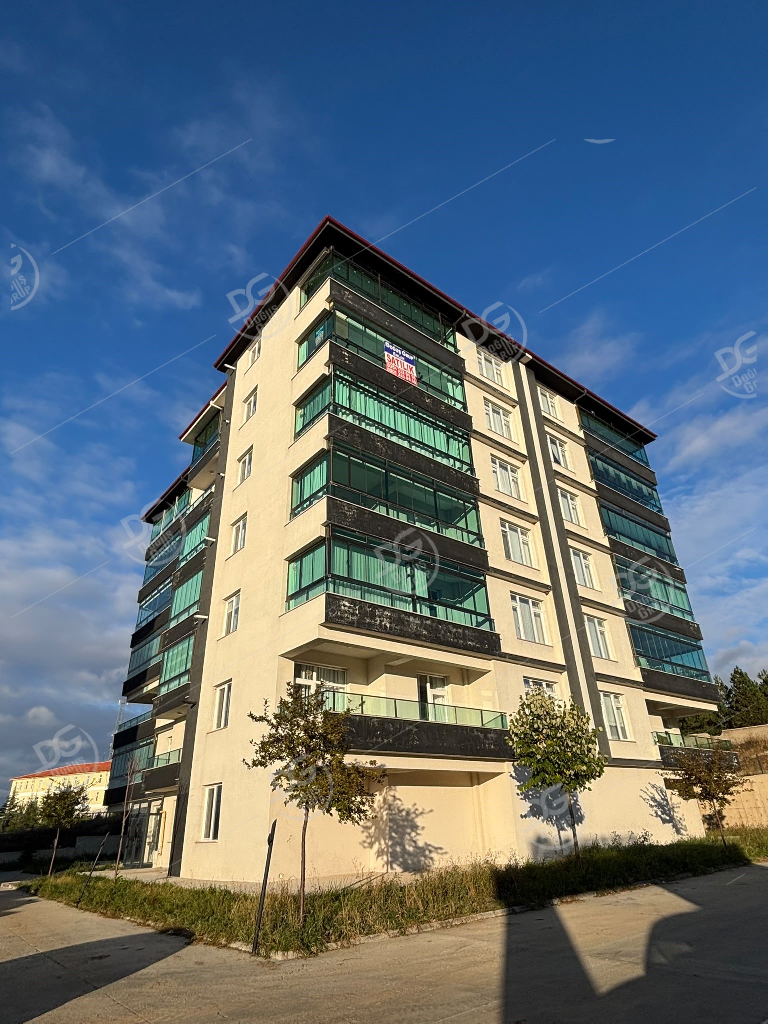 GALİÇYA SİTESİNDE SATILIK 3+1 DAİRE
